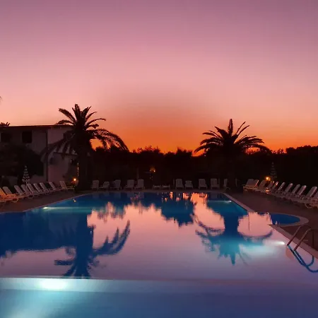 Villaggio Alba Chiara Апарт-отель Вьесте